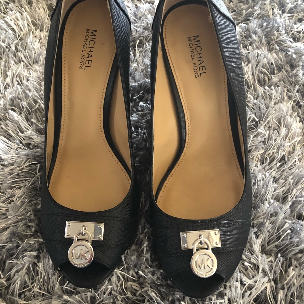 MK shoes